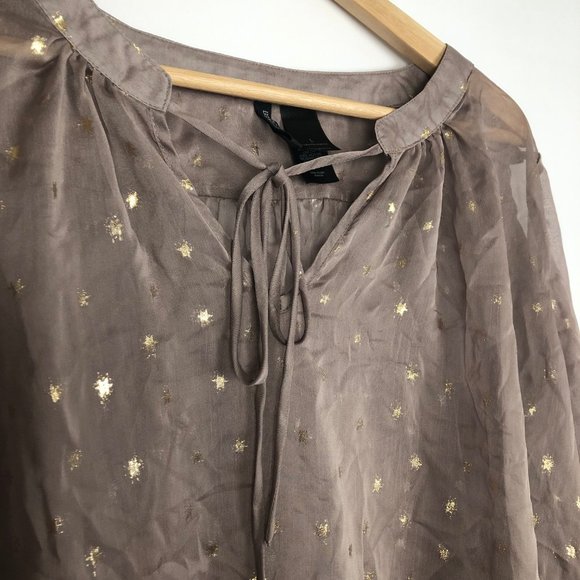 Bisou Bisou Sheer Top with Metallic Detail! - Picture 3 of 5